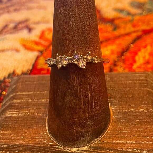 Bianca Cluster Crystal Ring Size 6.5 - Picture 1 of 2